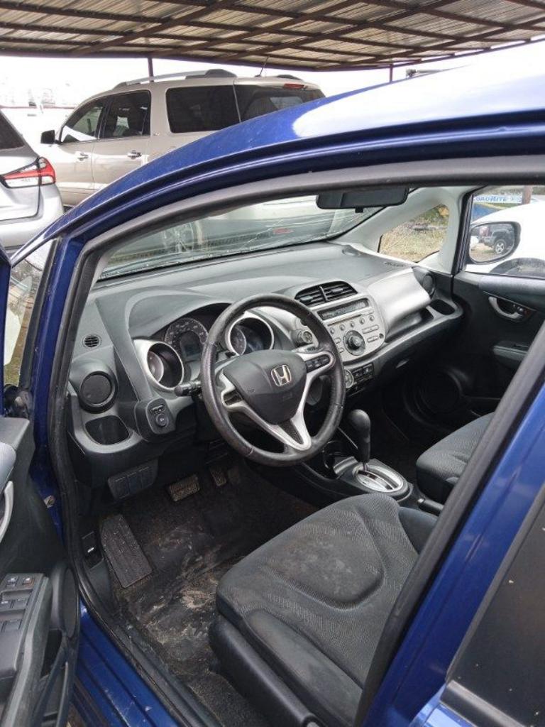 2009 Honda Fit - $4,500