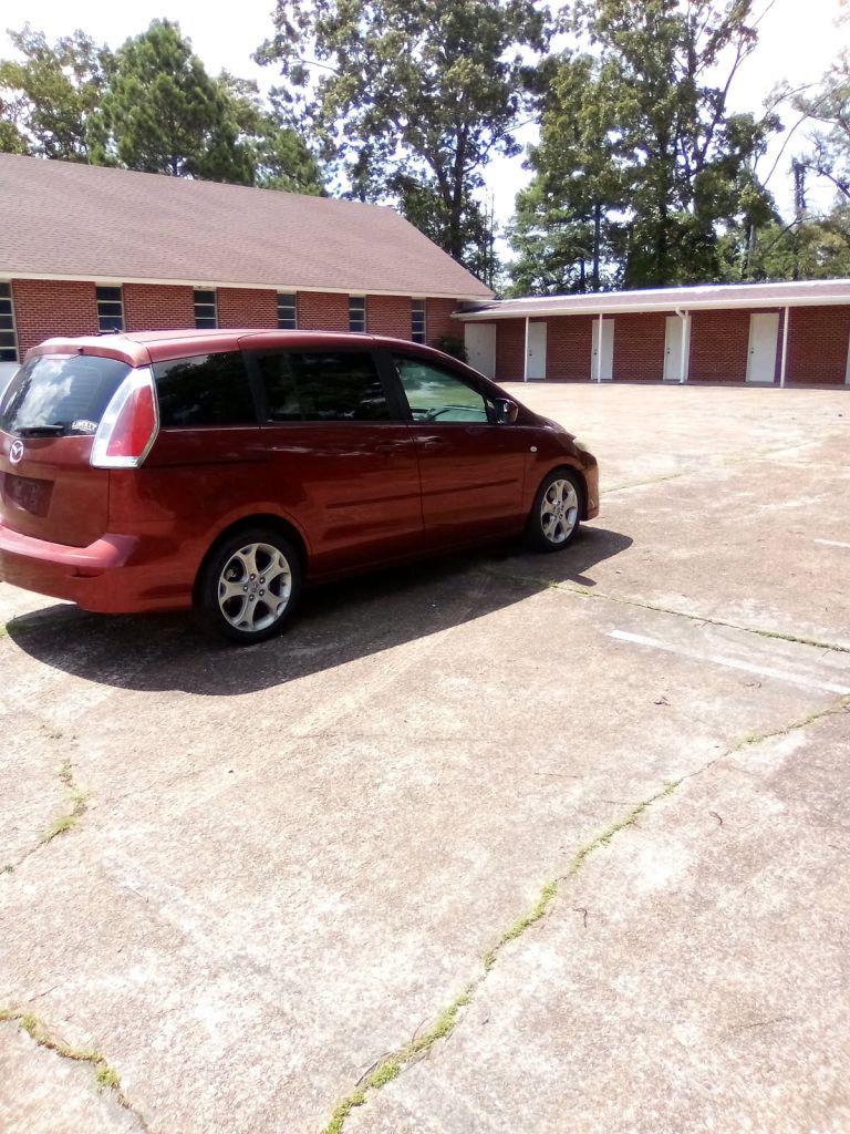 2008 MAZDA MAZDA5 - $3,000