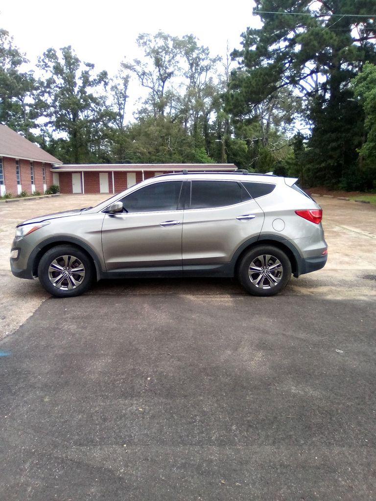 2014 Hyundai Santa Fe Sport - $6,500