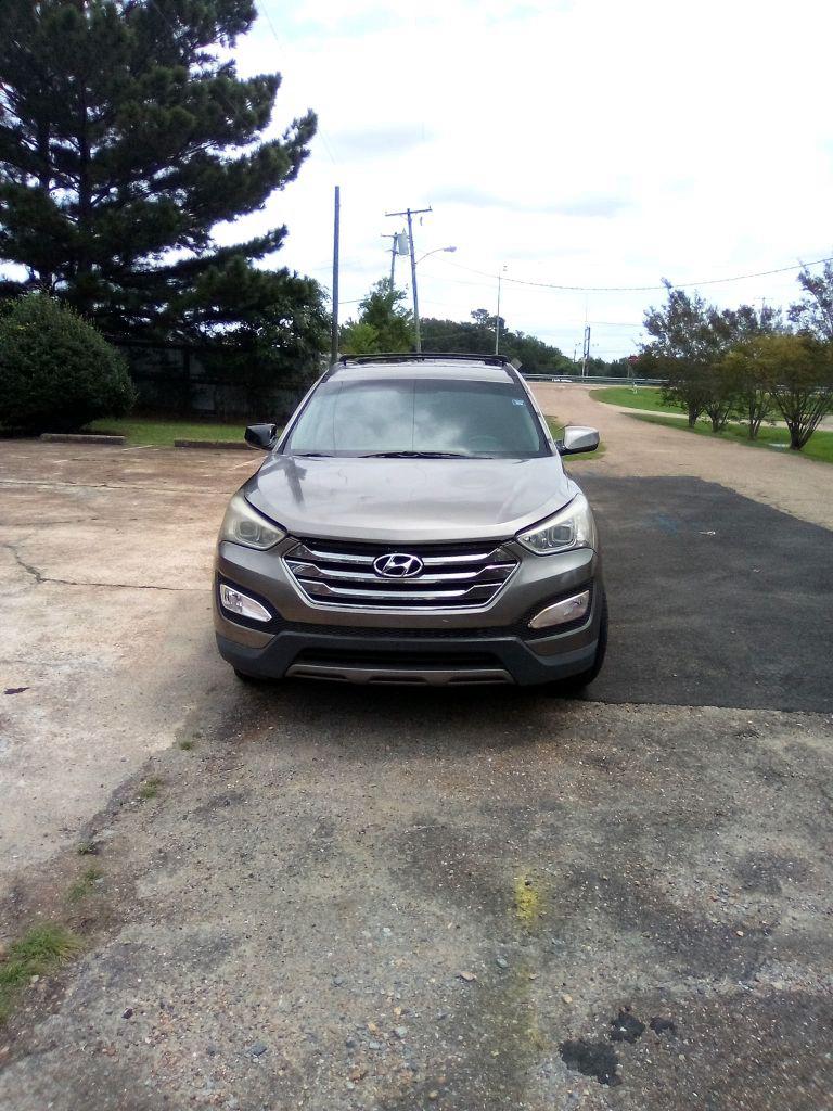 2014 Hyundai Santa Fe Sport - $6,500