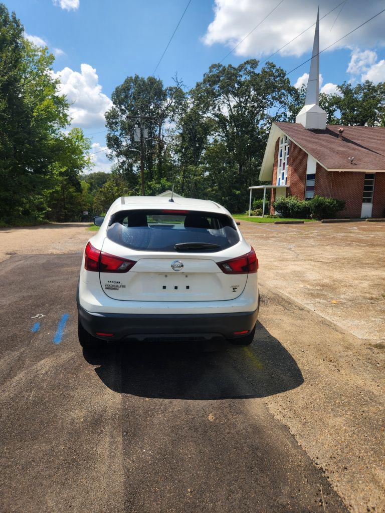 2018 Nissan Rogue - $7,999