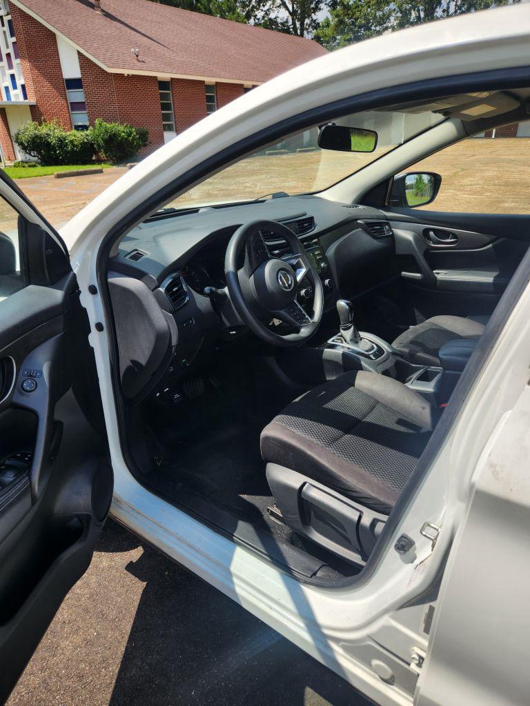 2018 Nissan Rogue - $7,999