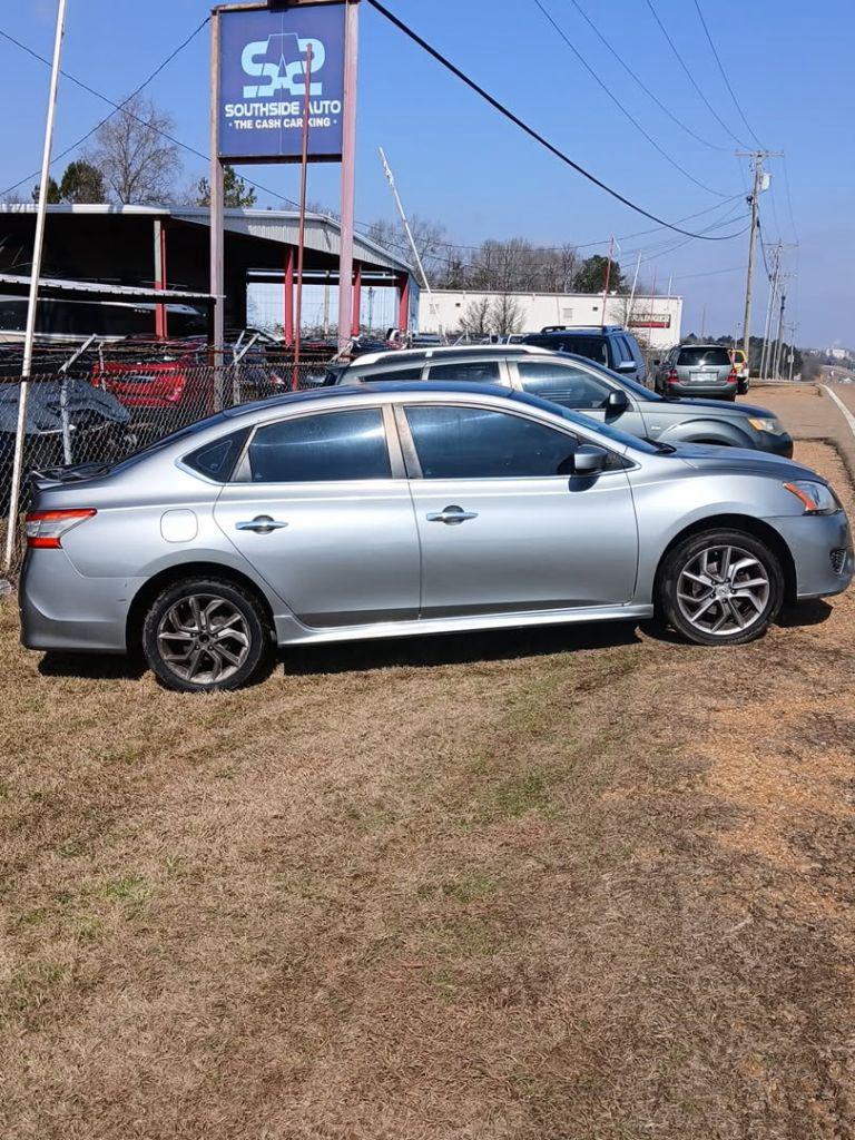 2014 Nissan Sentra - $5,200
