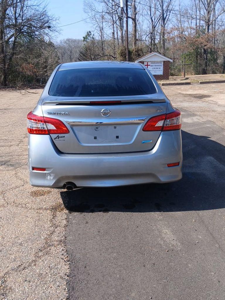 2014 Nissan Sentra - $5,200