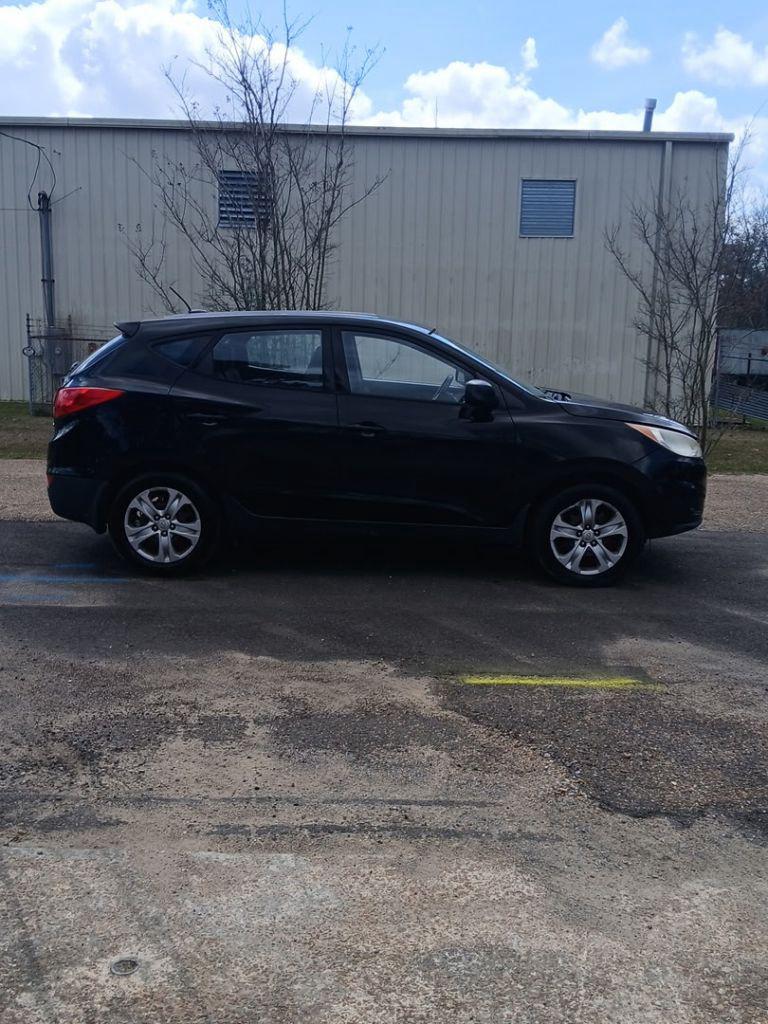 2011 Hyundai Tucson - $4,500