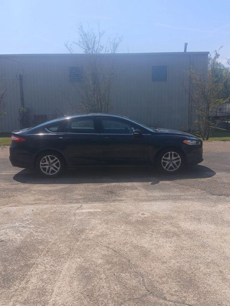 2014 Ford Fusion - $4,800