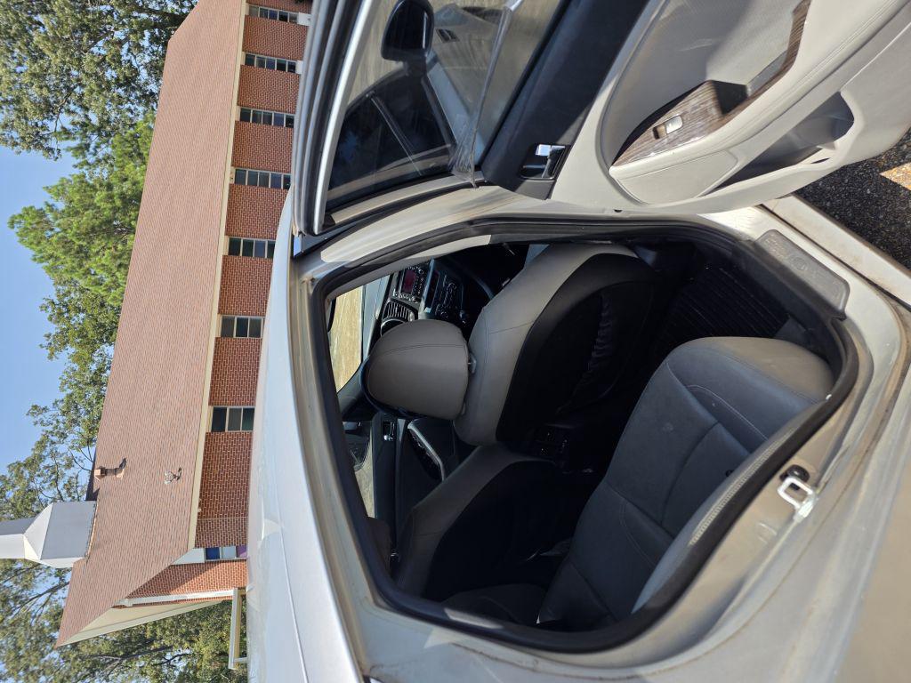 2012 Kia Optima - $3,300