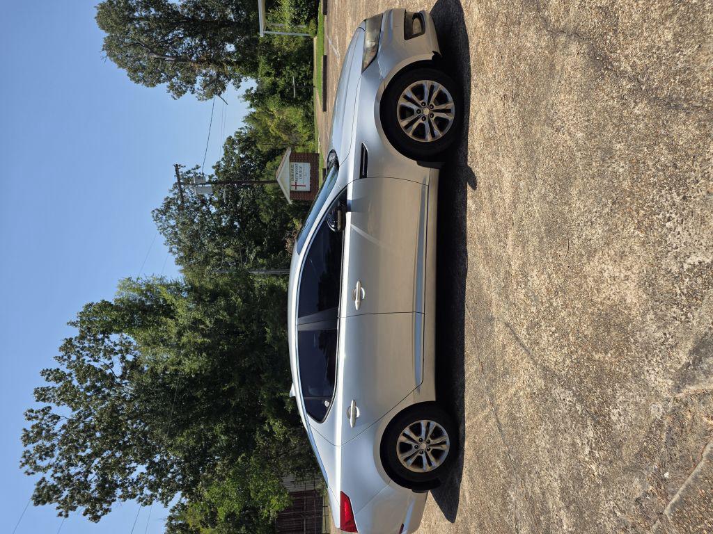 2012 Kia Optima - $3,300