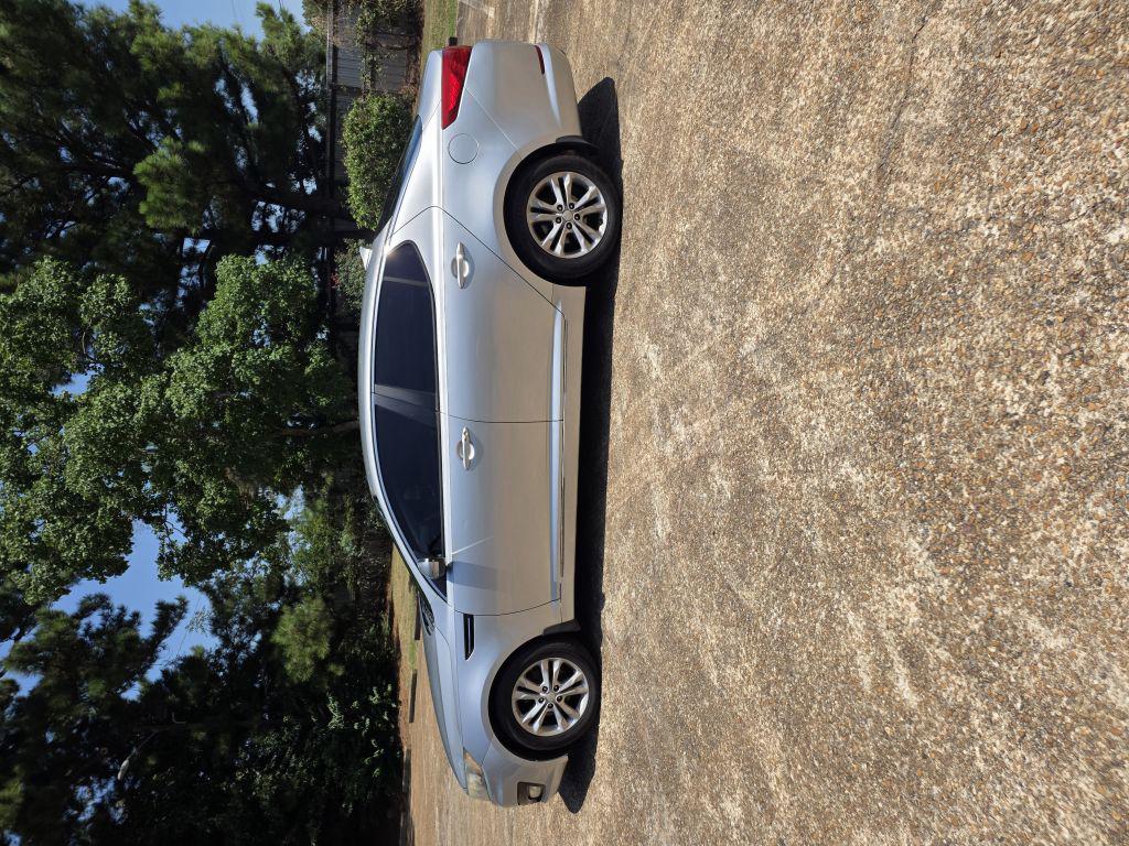 2012 Kia Optima - $3,300
