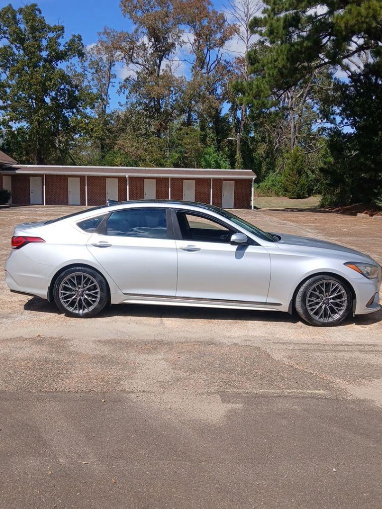 2019 Genesis G80 - $10,500