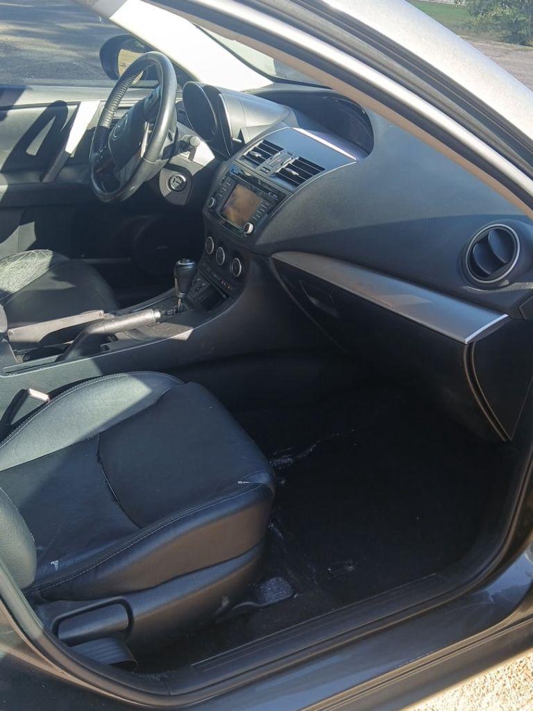 2013 MAZDA MAZDA3 - $4,500