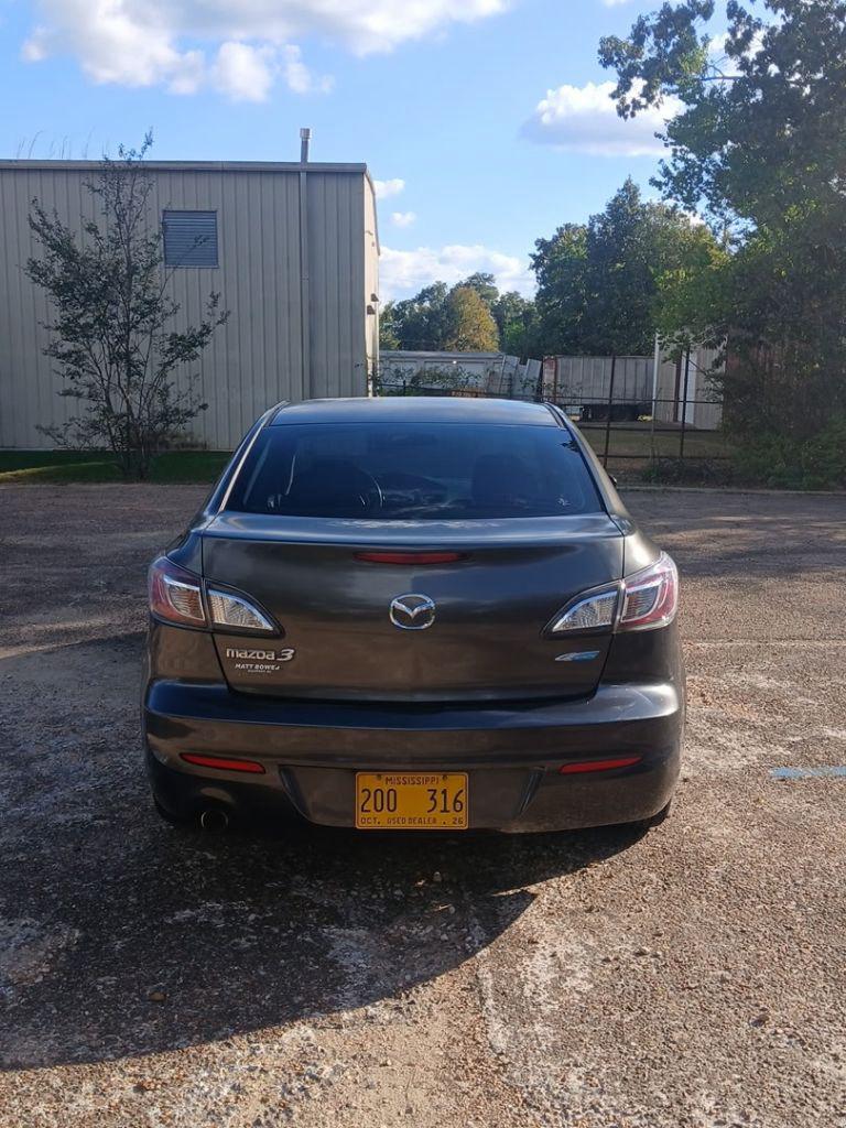 2013 MAZDA MAZDA3 - $4,500