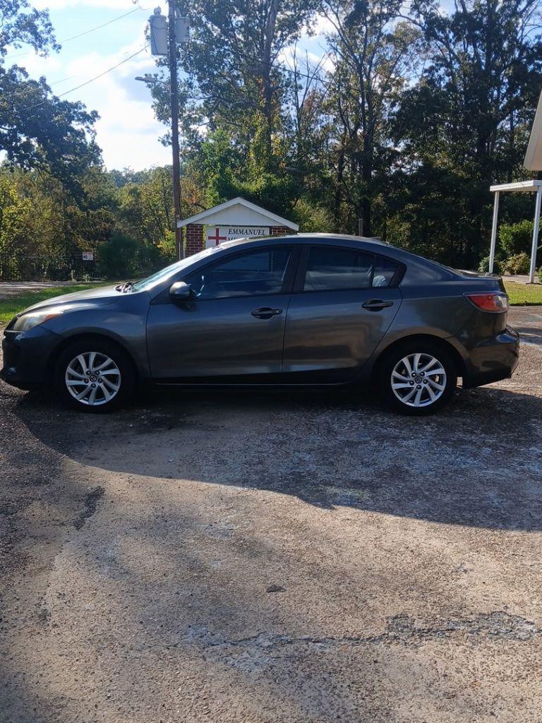 2013 MAZDA MAZDA3 - $4,500