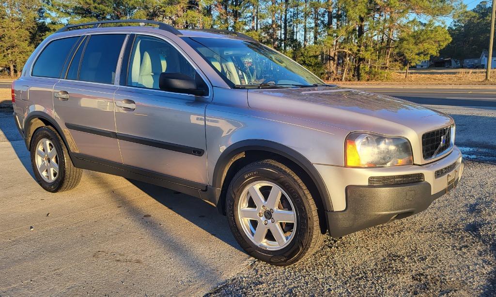 2004 Volvo XC90 - $5,995