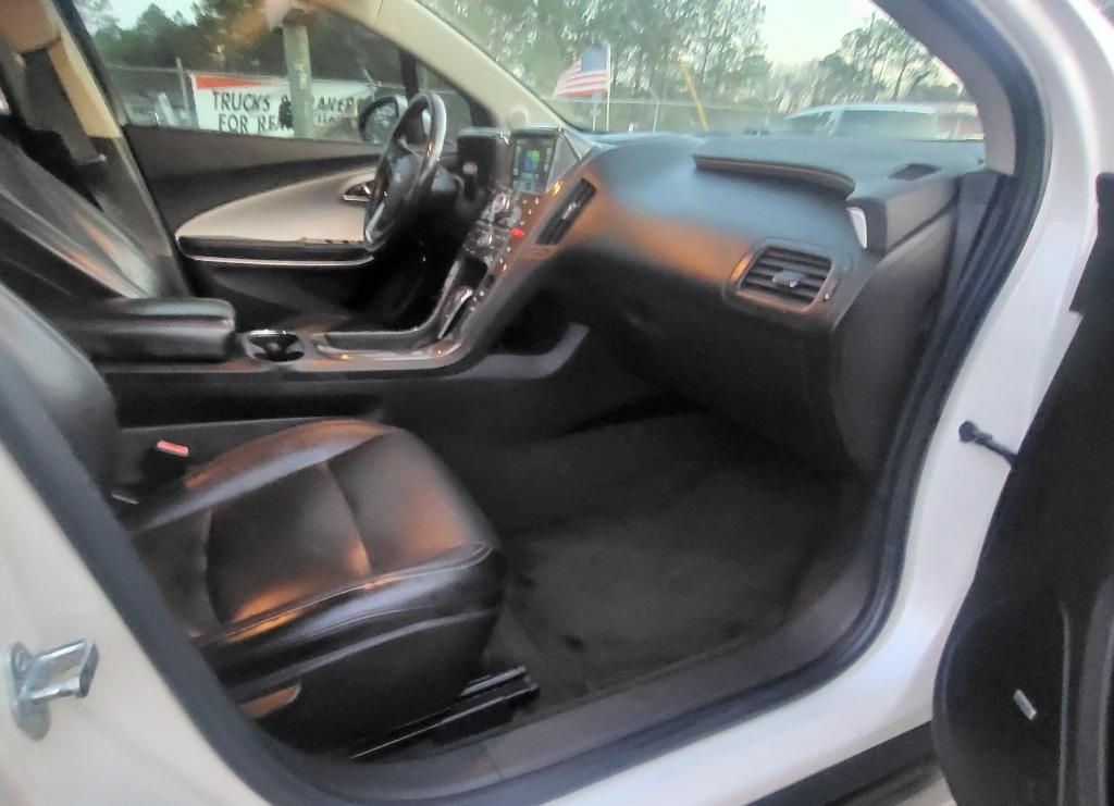 2011 Chevrolet Volt Premium photo