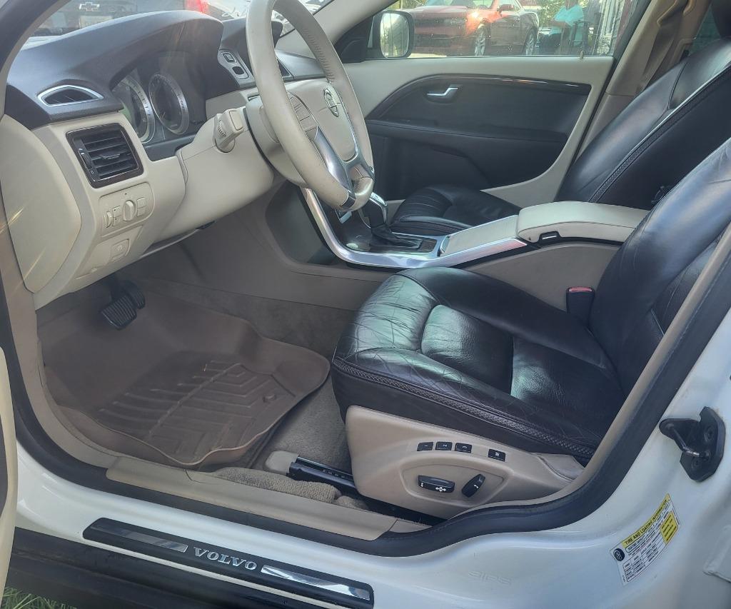 2013 Volvo C70 - $5,995