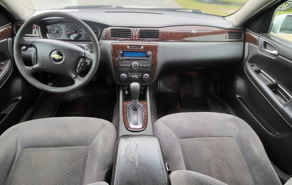 2015 Chevrolet Impala - $8,995
