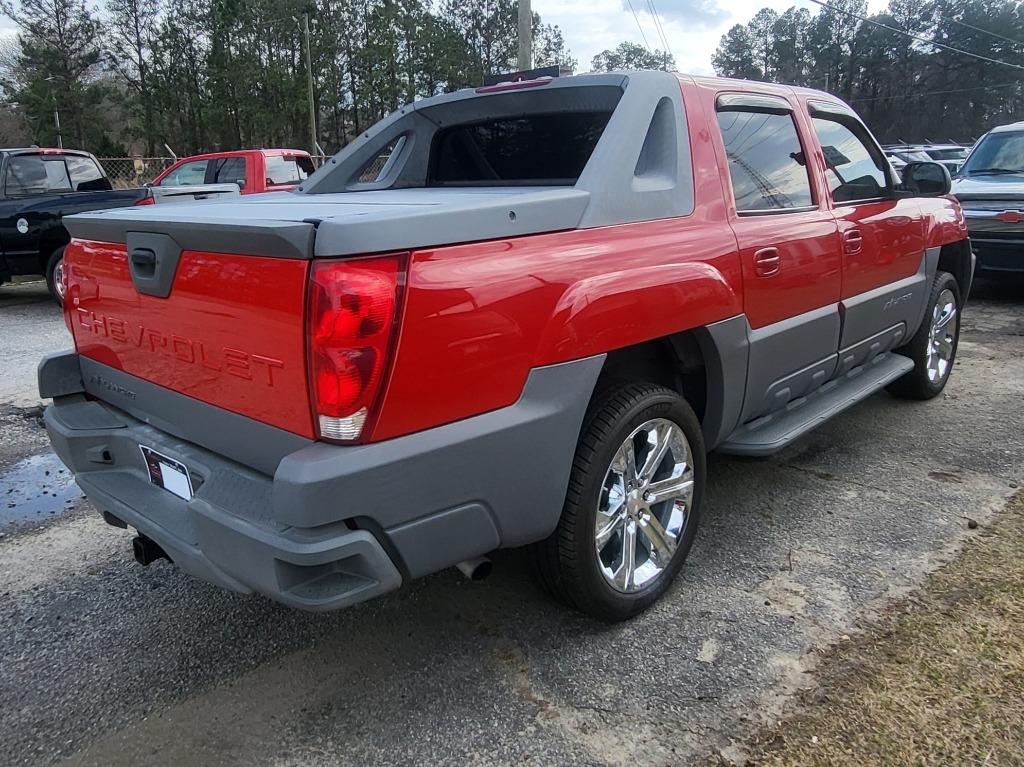 2002 Chevrolet Avalanche - $14,995