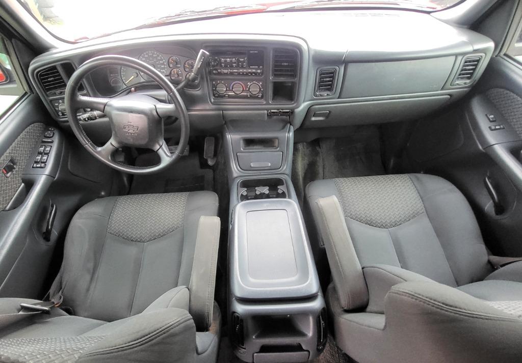 2002 Chevrolet Avalanche - $14,995