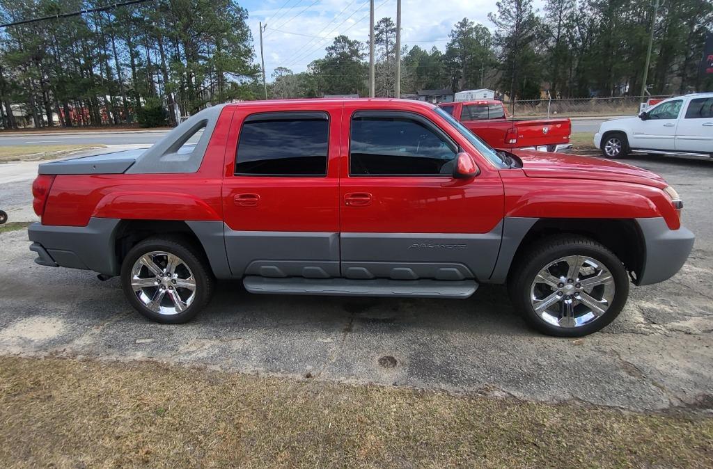 2002 Chevrolet Avalanche - $14,995