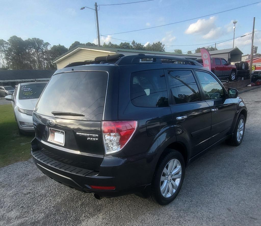2013 Subaru Forester - $9,395