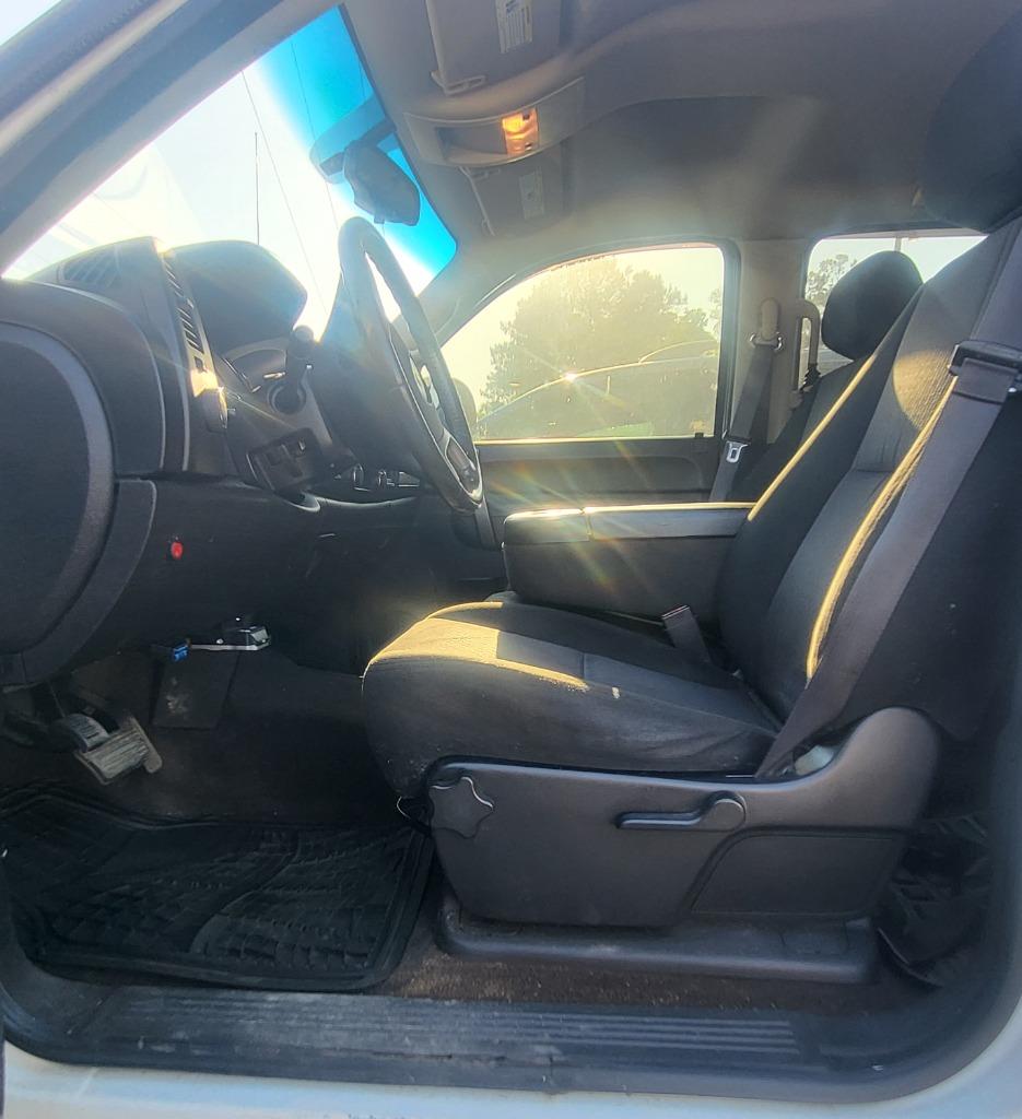 2013 Chevrolet Silverado - $11,995