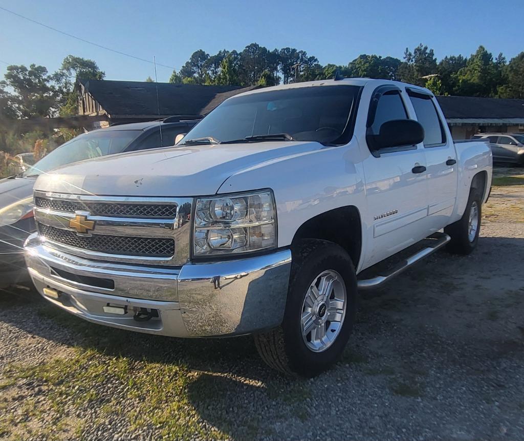 2013 Chevrolet Silverado - $11,995