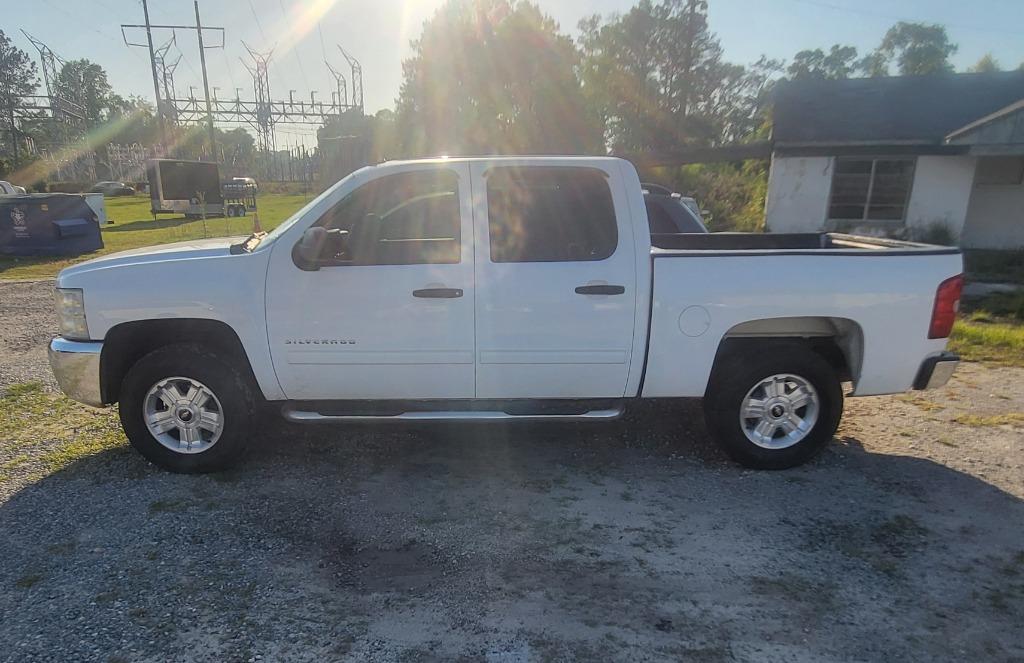 2013 Chevrolet Silverado - $11,995