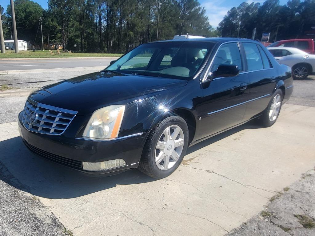 2007 Cadillac DTS - $7,495