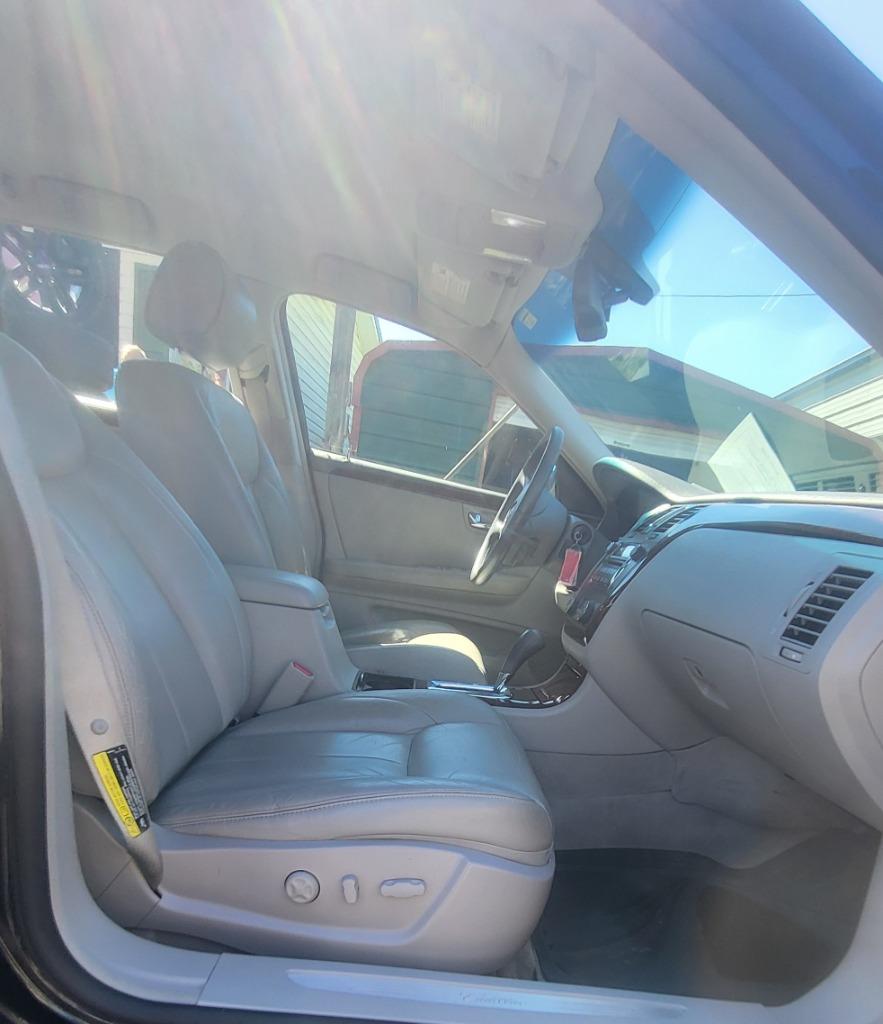 2007 Cadillac DTS - $7,495