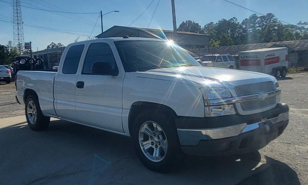 2005 Chevrolet Silverado 1500 - $8,495