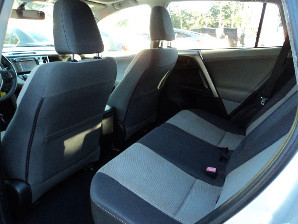2013 Toyota RAV4 XLE photo