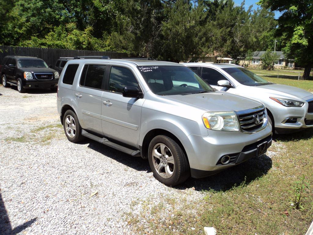 2015 Honda Pilot - $10,300