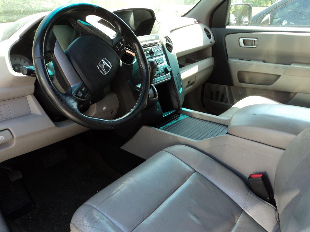 2015 Honda Pilot - $10,300