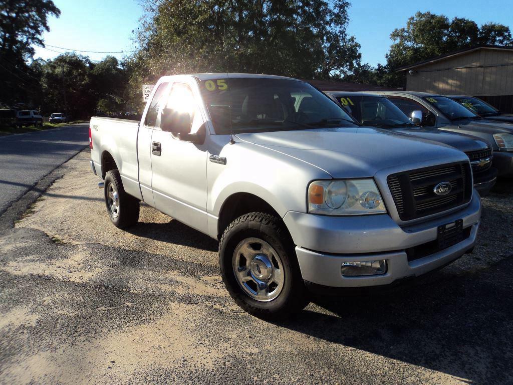 2005 Ford F-150 XL photo