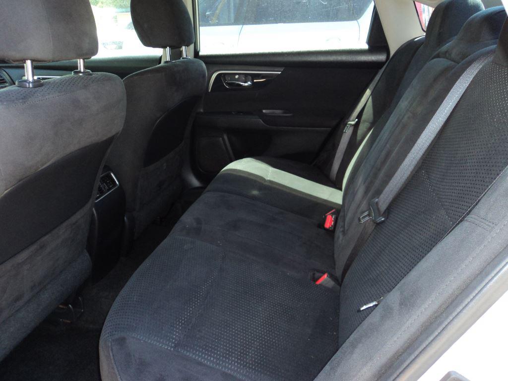 2014 Nissan Altima 2.5 photo