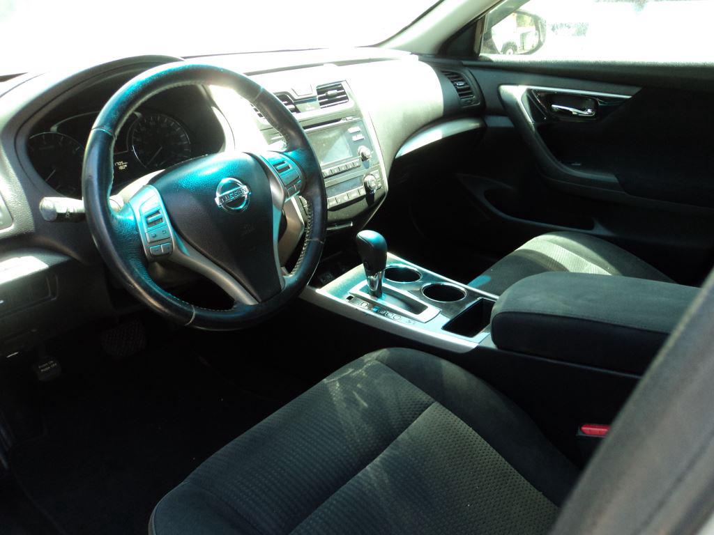 2014 Nissan Altima 2.5 photo