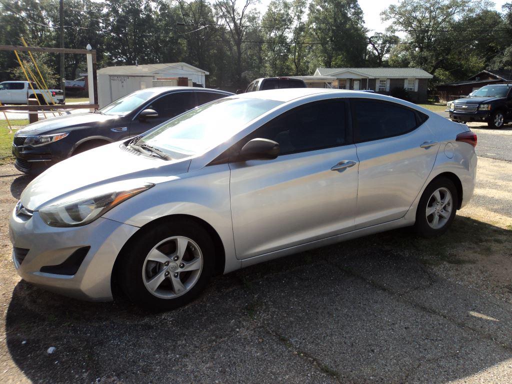 2015 Hyundai Elantra - $8,825