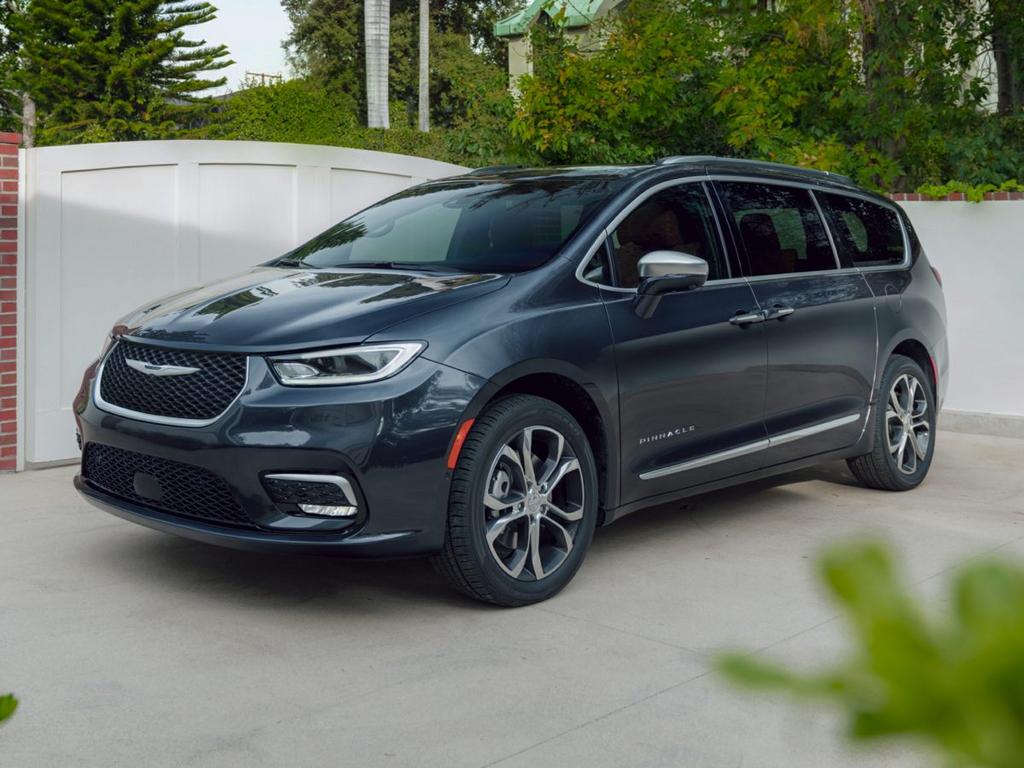 2023 Chrysler Pacifica - $41,871