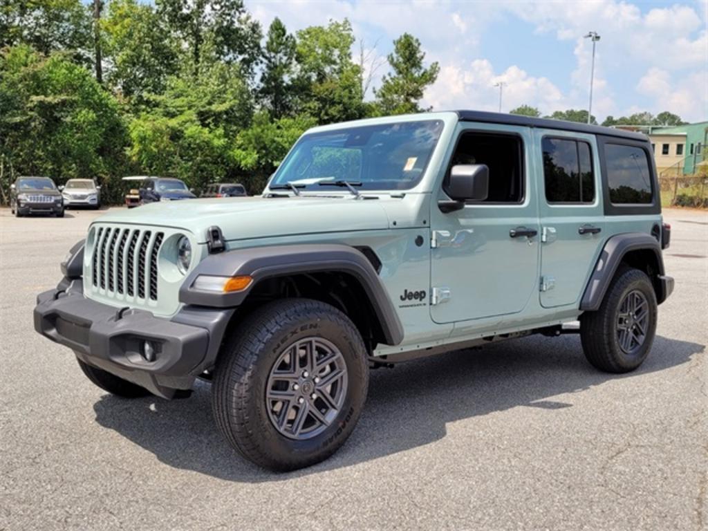 2024 Jeep Wrangler - $52,755