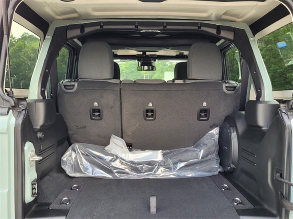 2024 Jeep Wrangler - $52,755