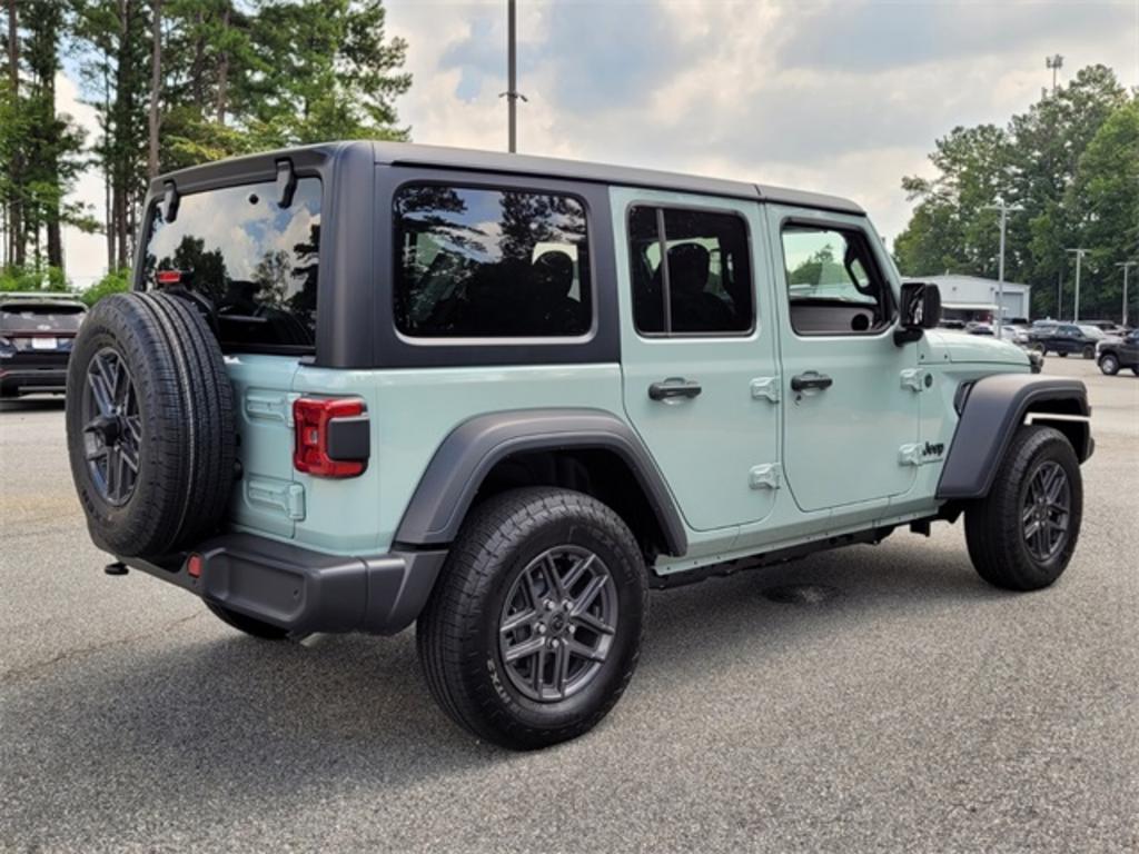 2024 Jeep Wrangler - $52,755