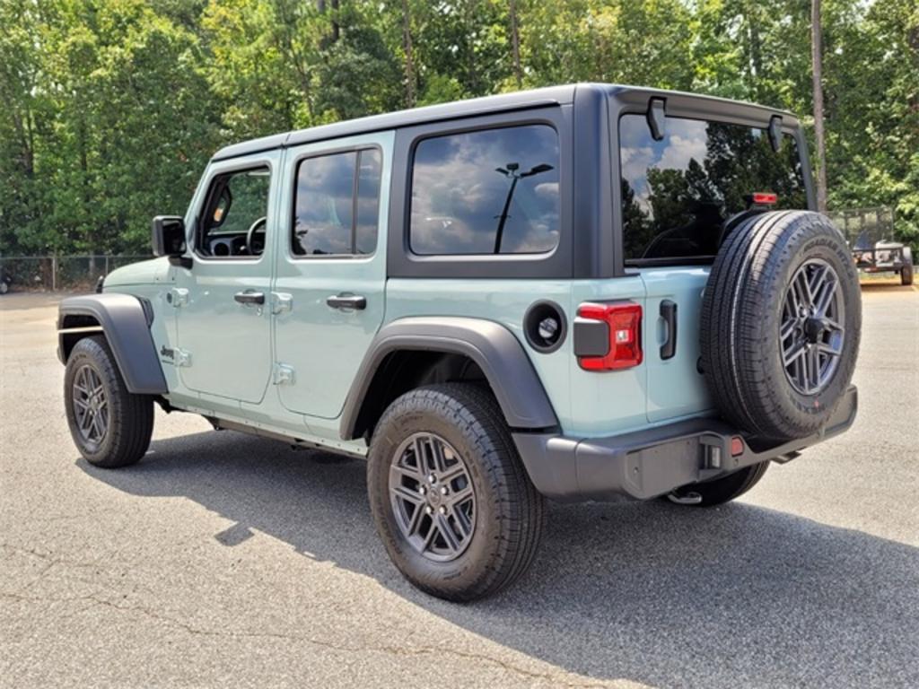 2024 Jeep Wrangler - $52,755