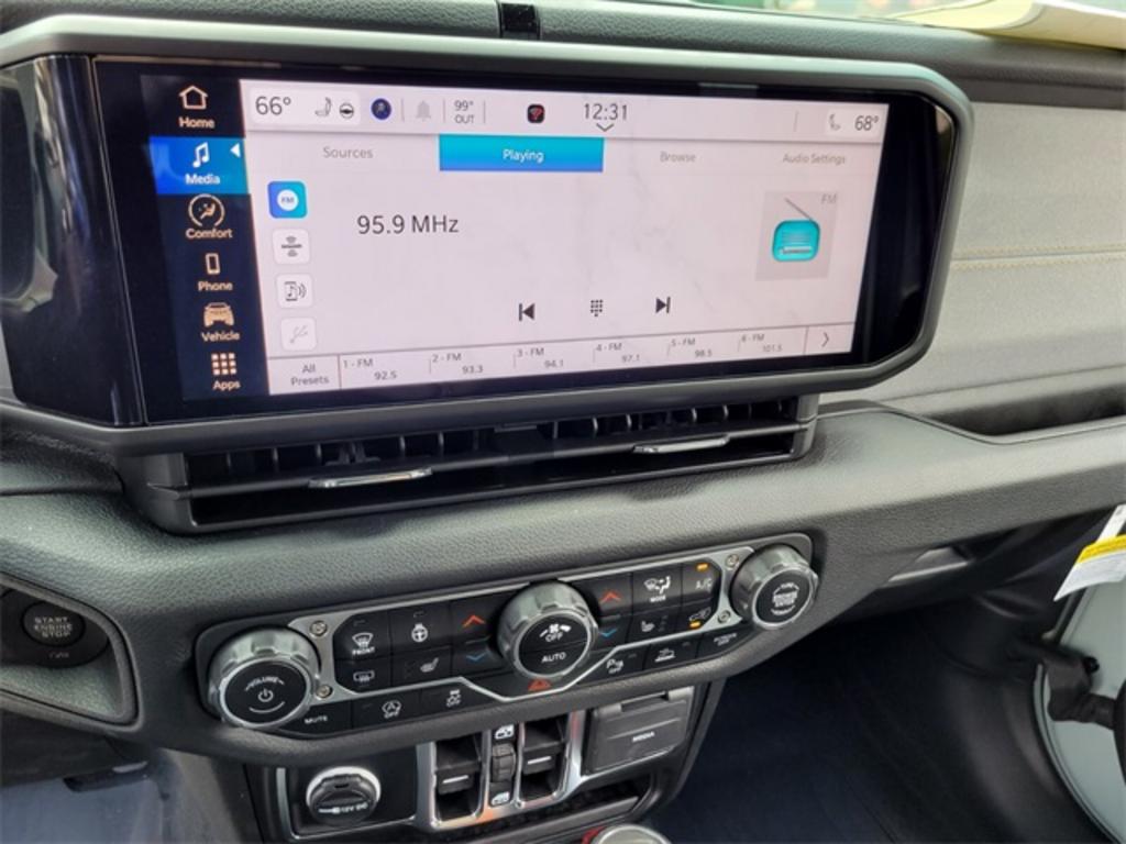 2024 Jeep Wrangler - $52,755