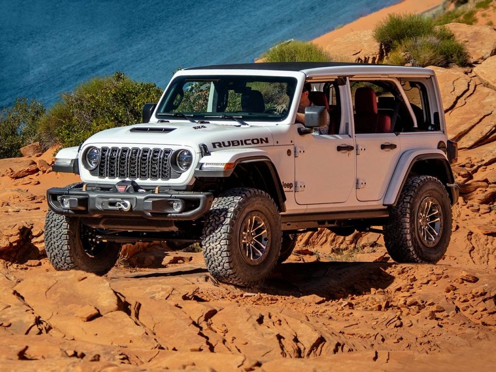 2024 Jeep Wrangler Sport photo