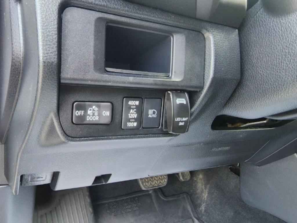 2018 Toyota Tacoma - $32,500