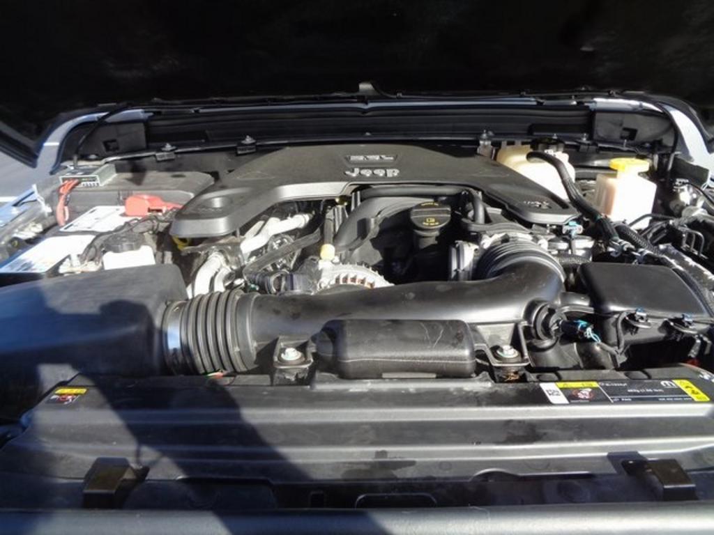 2014 Jeep Cherokee - $15,000