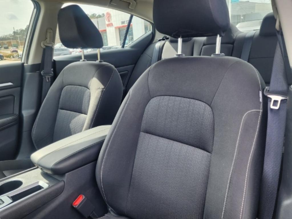 2022 Nissan Altima - $25,000