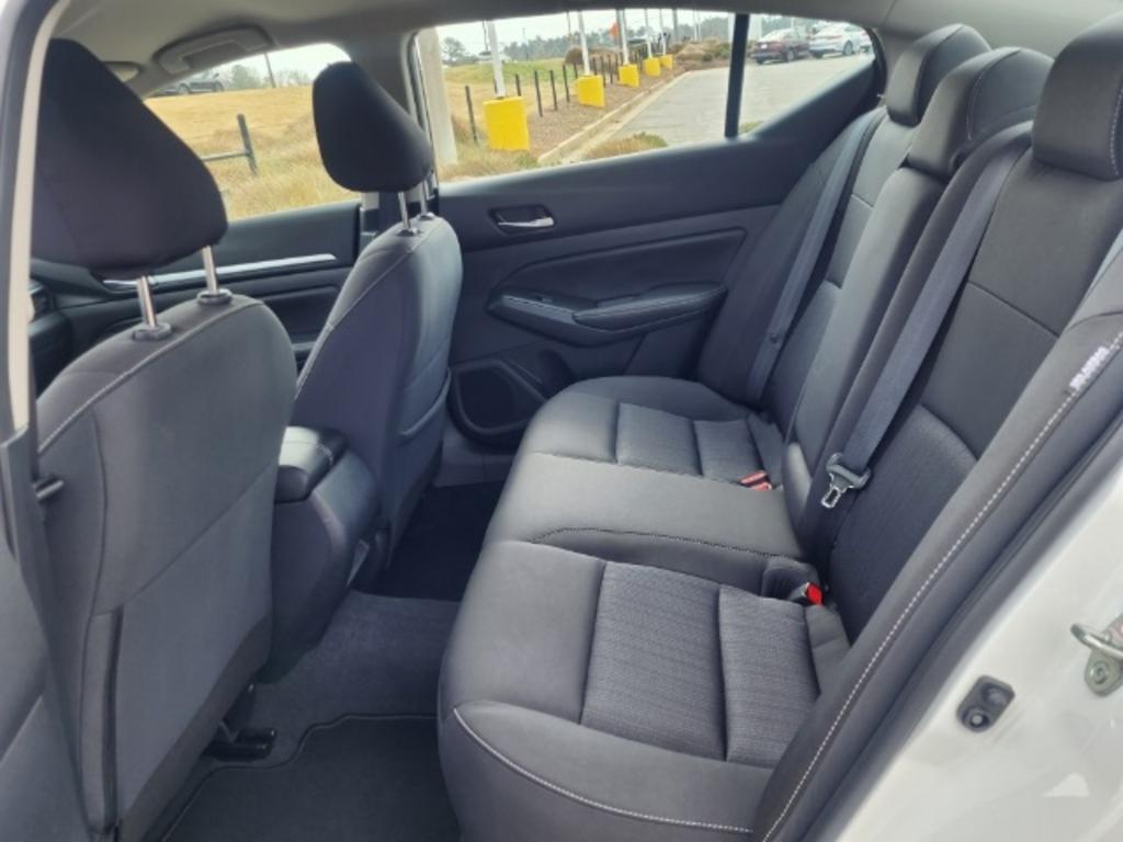 2022 Nissan Altima - $25,000