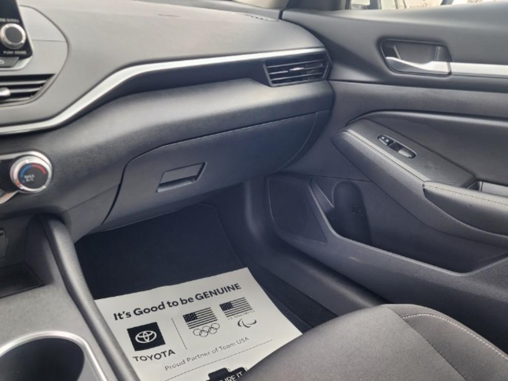 2022 Nissan Altima - $25,000